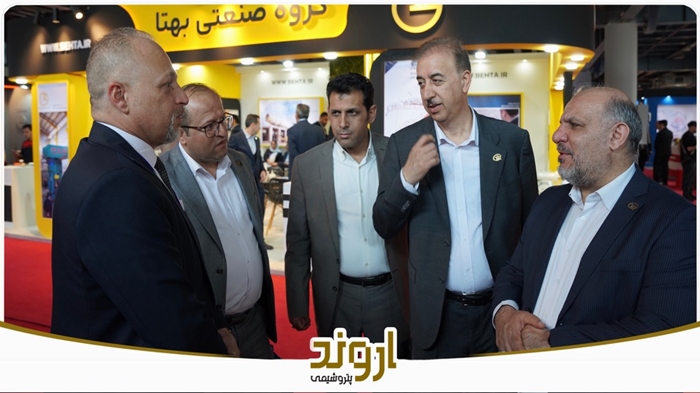 بازدید مدیرعامل پتروشیمی اروند از نمایشگاه بینالمللی نفت، گاز، پالایش و پتروشیمی بازدید مدیرعامل پتروشیمی اروند از نمایشگاه بینالمللی نفت، گاز، پالایش و پتروشیمی