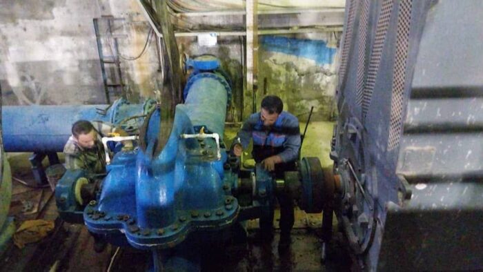 نصب و راه‌اندازی یک دستگاه پمپ جدید در تصفیه‌خانه آب شماره ۲ کیان‌آباد اهواز