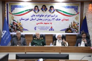 به همت شرکت نفت و گاز اروندان؛   خانواده‌های شهدای جنگ ۱۲ روزه و رمضان خوزستان به مشهد مقدس اعزام شدند