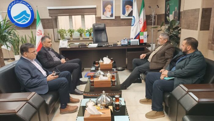 نشست نماينده امور ایثارگران آبفای کشور با مدیرعامل در خصوص ساماندهی تبدیل وضعیت پرسنل ایثارگر شرکت برگزار شد