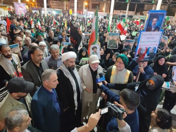 تجلی وحدت ملی در بندر ماهشهر؛ استاندار خوزستان: ملت ایران در برابر تهدید عقب‌نشینی نخواهد کرد