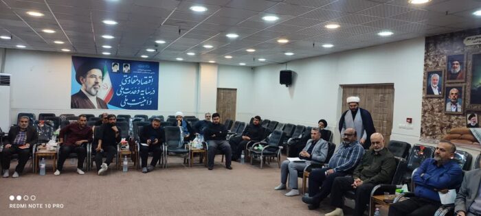 نشست مدیران دستگاه‌های اجرایی با حضور مسئولان استانی در دفتر امام جمعه اهواز برگزار شد