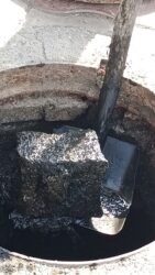 تداوم عملیات لایروبی و شست‌وشوی شبکه فاضلاب در مناطق چهارگانه اهواز