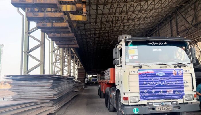 تحویل ۲ هزار تن ورق فولادی برای تکمیل پل عنافچه خوزستان