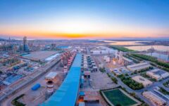 رشد درآمد فجر انرژی خلیج فارس در آذرماه ۱۴۰۴؛ تقویت عملکرد تولید و فروش با تکیه بر پایداری عملیاتی