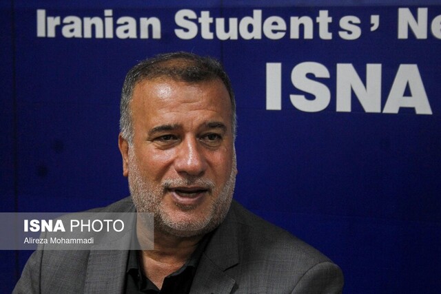 مسئولان باید نگاه پدافندی به موضوعات داشته باشند/ مشکلات مناطق مختلف اهواز را با اصلاح شبکه آبی برطرف کردیم مسئولان باید نگاه پدافندی به موضوعات داشته باشند/ مشکلات مناطق مختلف اهواز را با اصلاح شبکه آبی برطرف کردیم