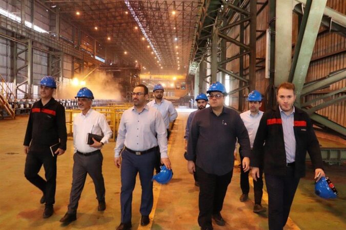 بازدید جمعی از مدیران ارشد شركت نفت و گاز اروندان از شركت فولاد اكسین خوزستان