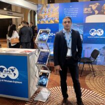 دکتر داوودی در زمینه‌های تخصصی «انرژی» و «فناوری‌های راهبردی و توانمندساز» فعالیت می‌کنند و تحقیقات او تأثیر چشمگیری در این حوزه‌ها داشته است