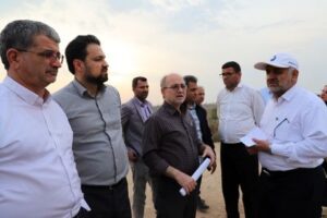  مدیرعامل سازمان آب و برق خوزستان از مسیرهای پایین‌دست کرخه و بررسی روند تأمین و توزیع آب در دشت آزادگان