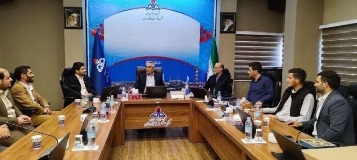 تقدیر كاركنان ایثارگر میدان آزادگان جنوبی از مدیرعامل شركت نفت و گاز اروندان تقدیر كاركنان ایثارگر میدان آزادگان جنوبی از مدیرعامل شركت نفت و گاز اروندان