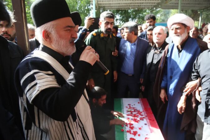 استاندار خوزستان: وحدت اقوام، ضربه کاری به دشمنان است