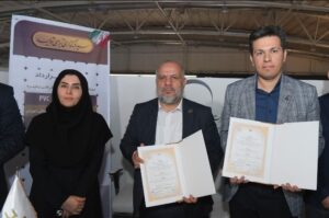 قرارداد همکاری میان شرکت پتروشیمی اروند و شرکت مهندسین طراح فرایند کیا امضا شد؛ هلدینگ خلیج‌فارس به دنبال بومی‌سازی لایسنس زنجیره