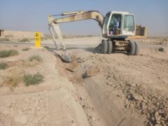اصلاح ورودی کانال LC2 در شبکه آبیاری شهید رجایی امیدیه گامی مؤثر در خدمت به کشاورزان