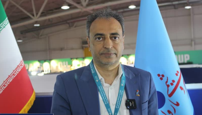 مهندس سیدمحمدرضا نجفی معاونت فروش و توسعه بازار پتروشیمی مارون در گفتگو با نبض نفت تاکید کرد: تولید حداکثر محصولات پلیمری باکیفیت رویکرد پتروشیمی مارون در سال جدید است