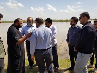 بازدید مدیرعامل سازمان آب و برق خوزستان از مناطق پایین دست سد دز