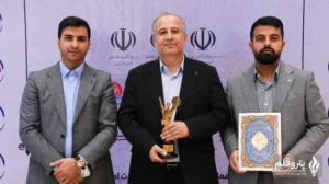 تندیس زرین چهره‌های نامی صنعت و اقتصاد بر دستان مدیرعامل پتروشیمی فن‌آوران