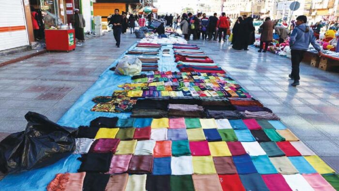 چاره اندیشی برای دستفروشان خیابان نادری اهواز
